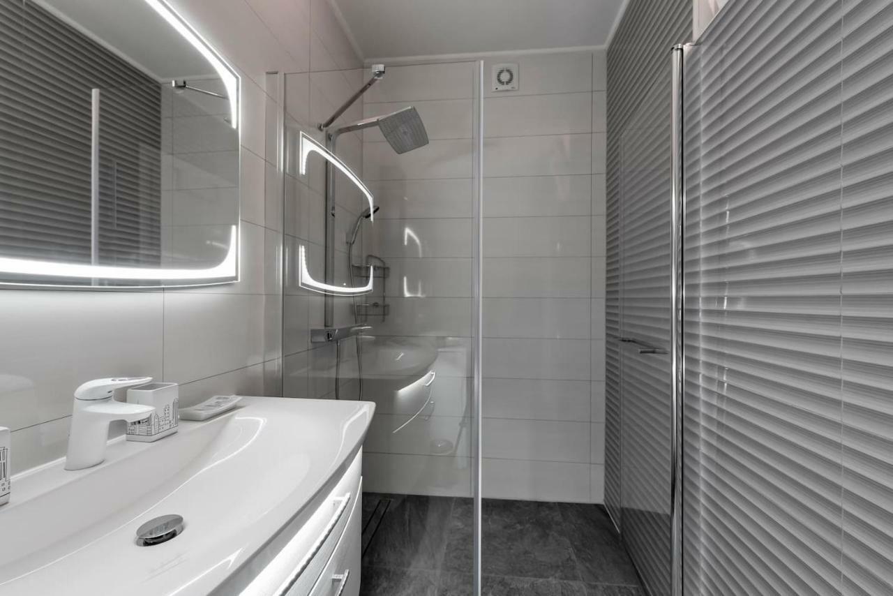 L'Aurora Luxury Apartment ซาดาร์ ภายนอก รูปภาพ