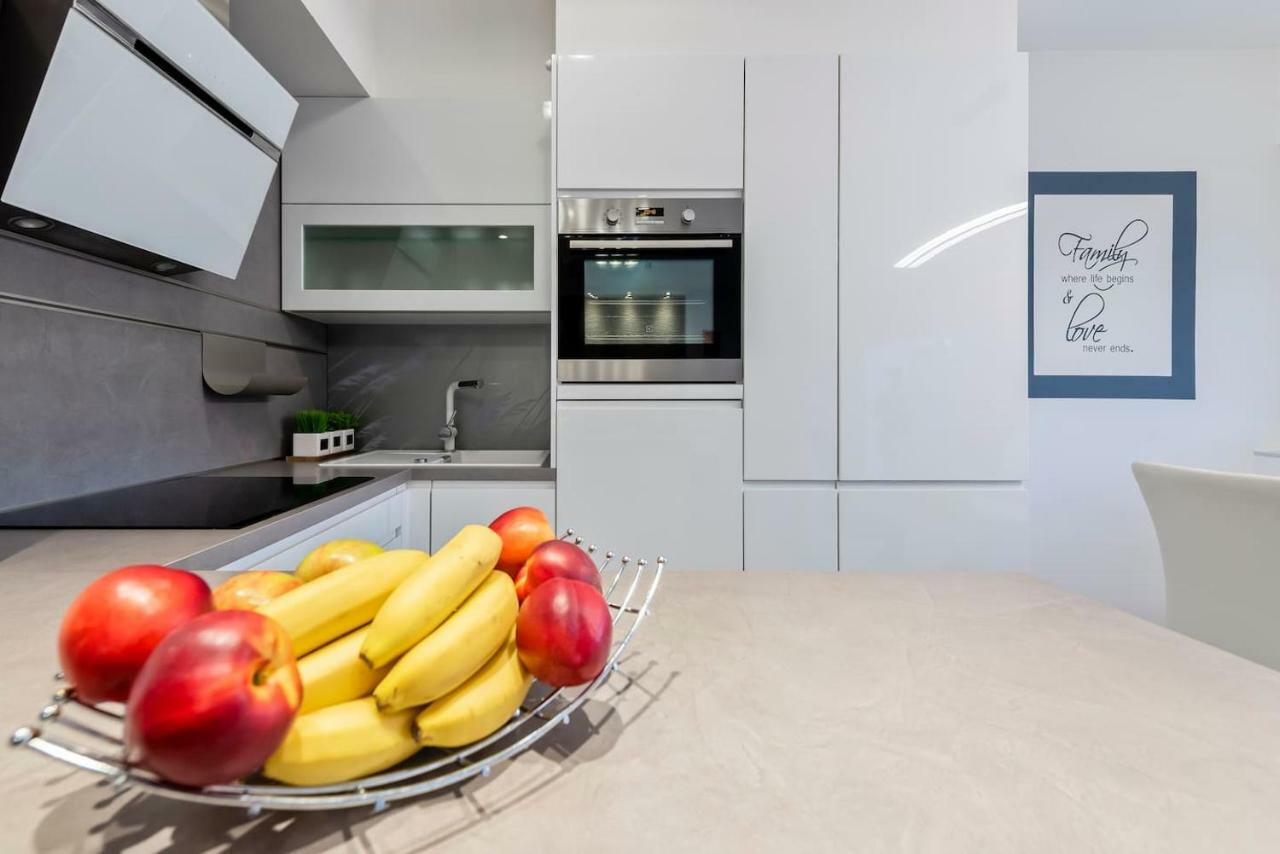 L'Aurora Luxury Apartment ซาดาร์ ภายนอก รูปภาพ